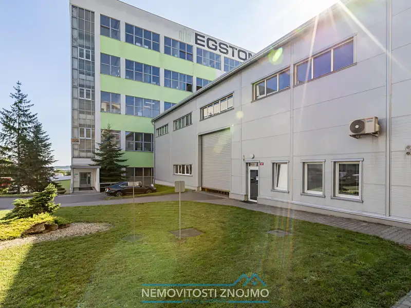 Pronájem výrobní haly, prostoru 450 m², Znojmo – náhled fotky 2