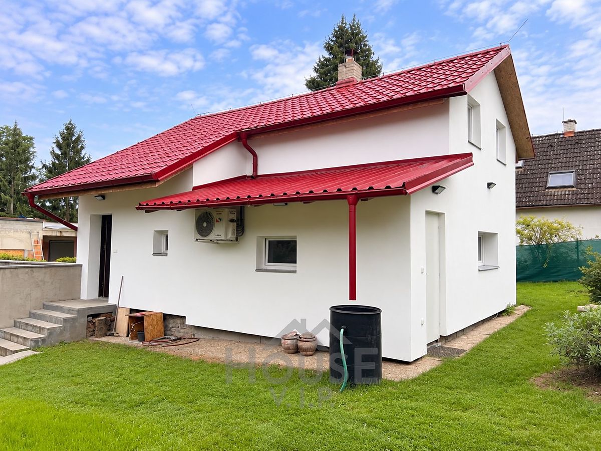 Prodej rodinného domu 95 m², pozemek 421 m² – fotografie 2