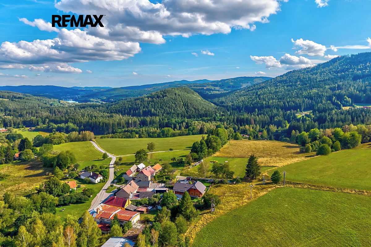 Prodej stavebního pozemku 1749 m² – fotografie 5