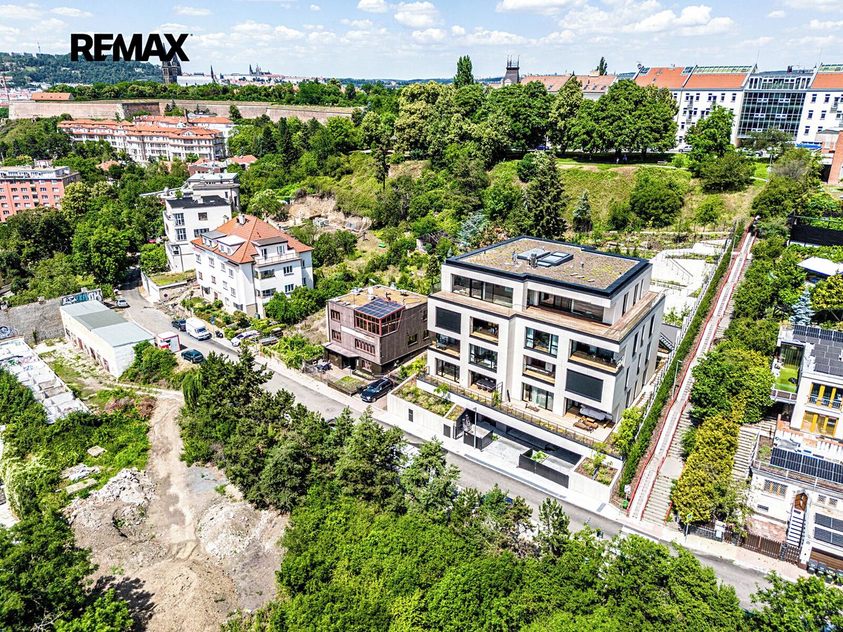 Pronájem bytu 2+kk 52 m² – fotografie 4