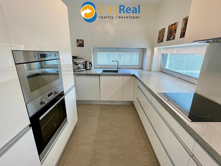 Prodej domu, 133 m² (2 z 54)