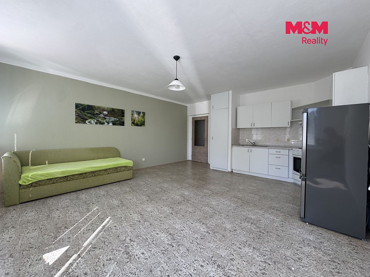 Pronájem bytu 1+kk 36 m² – fotografie 4