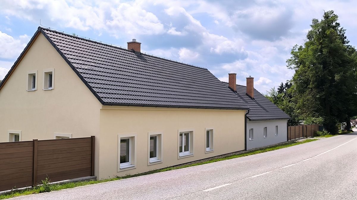 Prodej rodinného domu 400 m², pozemek 2476 m² – fotografie 5