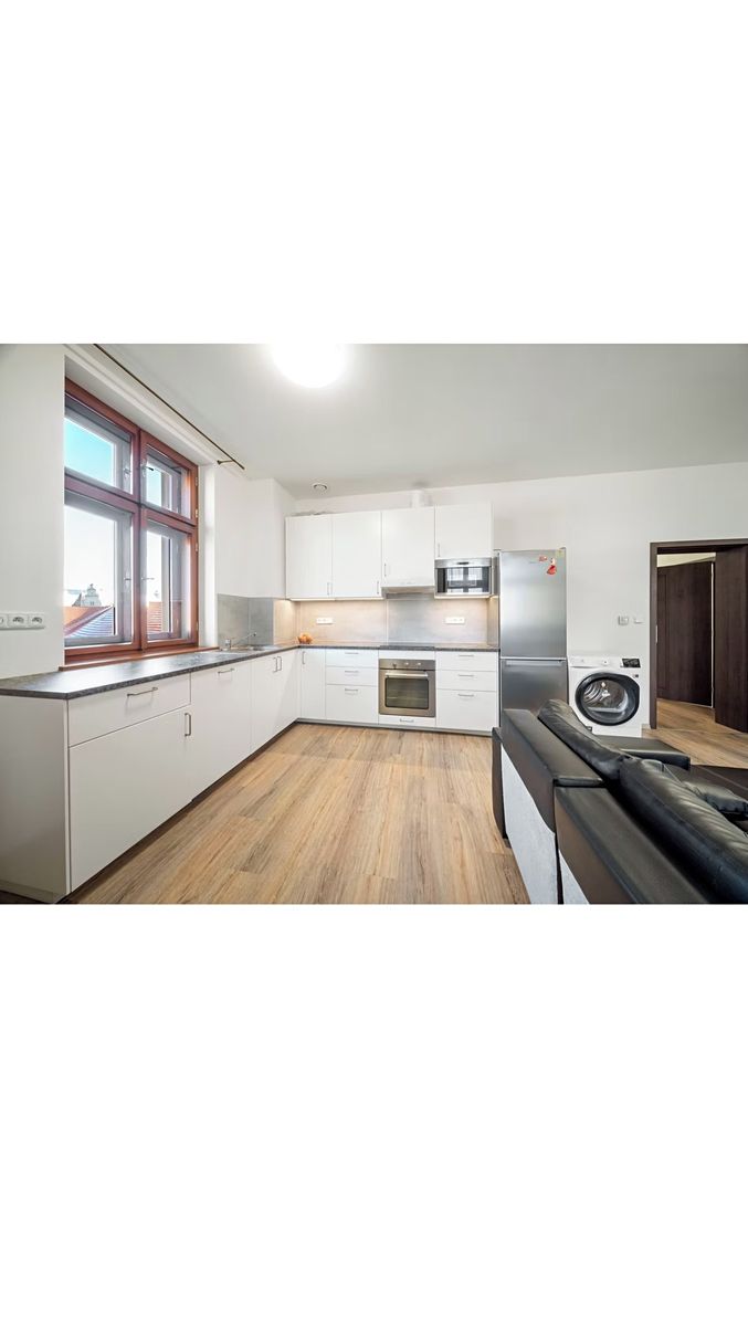 Pronájem bytu 2+kk 52 m² – fotografie 2