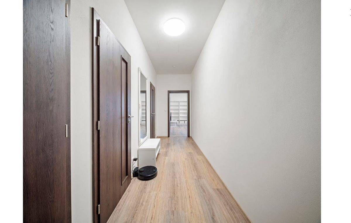 Pronájem bytu 2+kk 52 m² – fotografie 4
