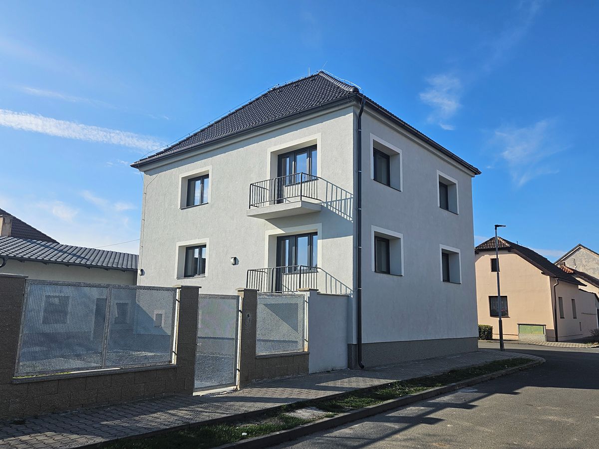 Prodej rodinného domu 140 m², pozemek 466 m²