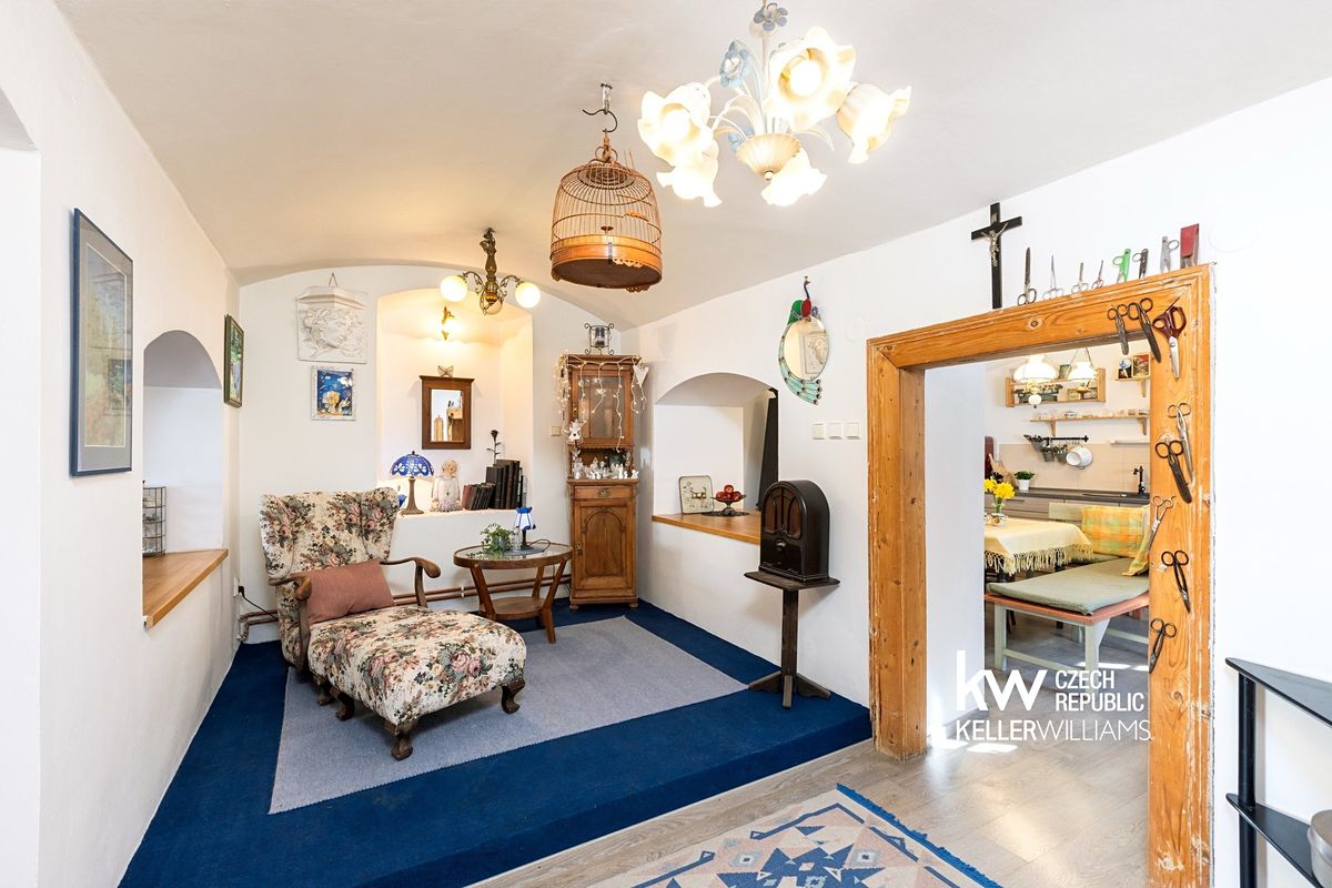 Prodej rodinného domu 201 m², pozemek 629 m² – fotografie 5