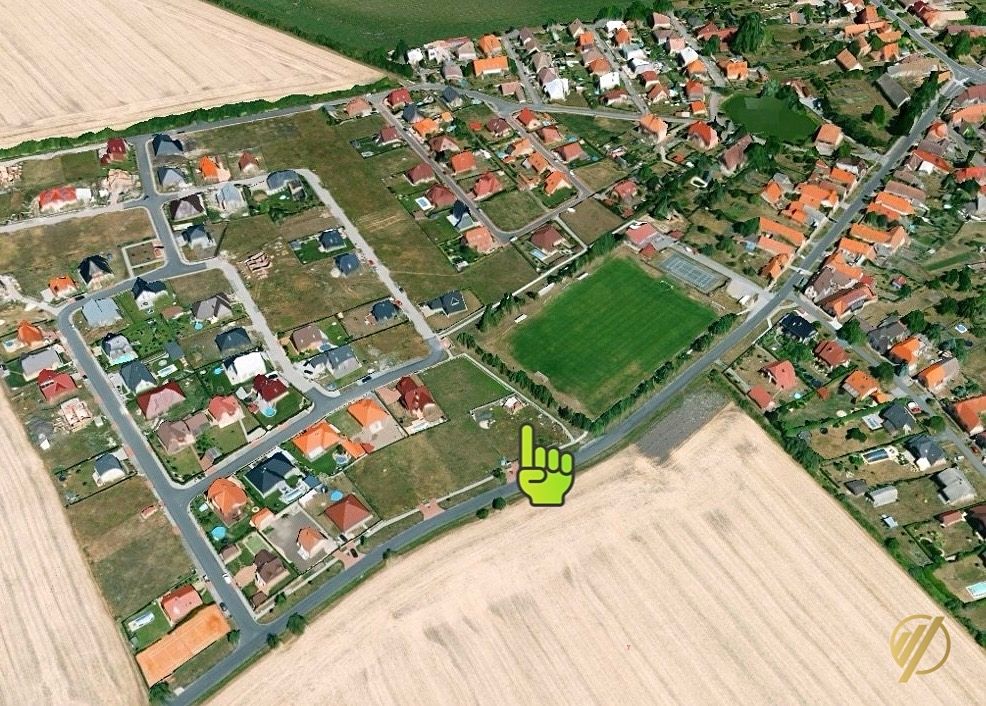 Prodej stavebního pozemku 1183 m², Pátek – fotka 1 z 3