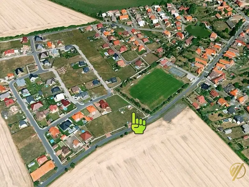 Prodej stavebního pozemku 1183 m², Pátek – náhled fotky 1