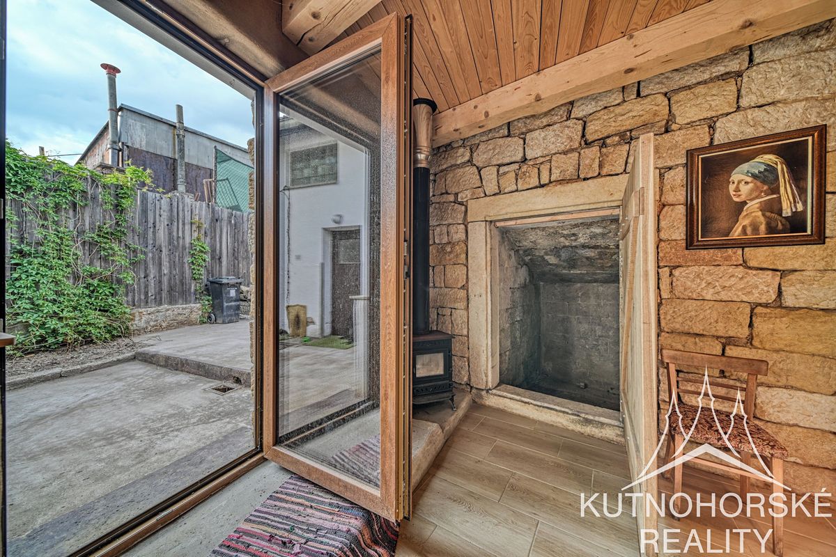 Prodej rodinného domu 108 m², pozemek 586 m² – fotografie 3