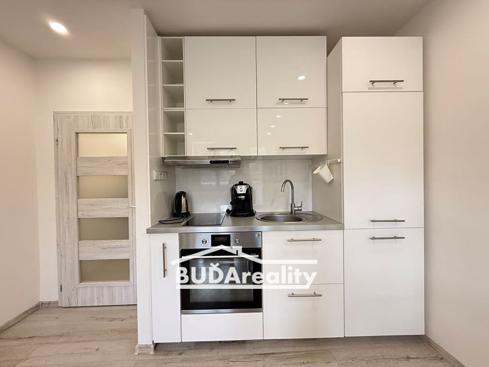 Prodej bytu 1+kk 27 m²