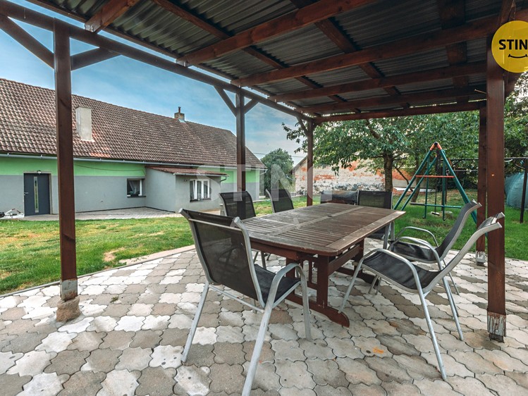 Будинок на продаж, 220 м² (4 з 23)