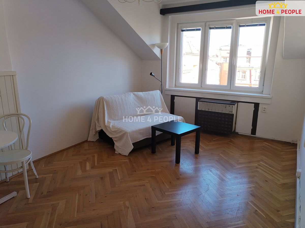 Pronájem bytu 2+1 50 m² – fotografie 2