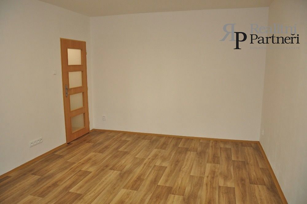 Pronájem bytu 1+kk 26 m² – fotografie 4