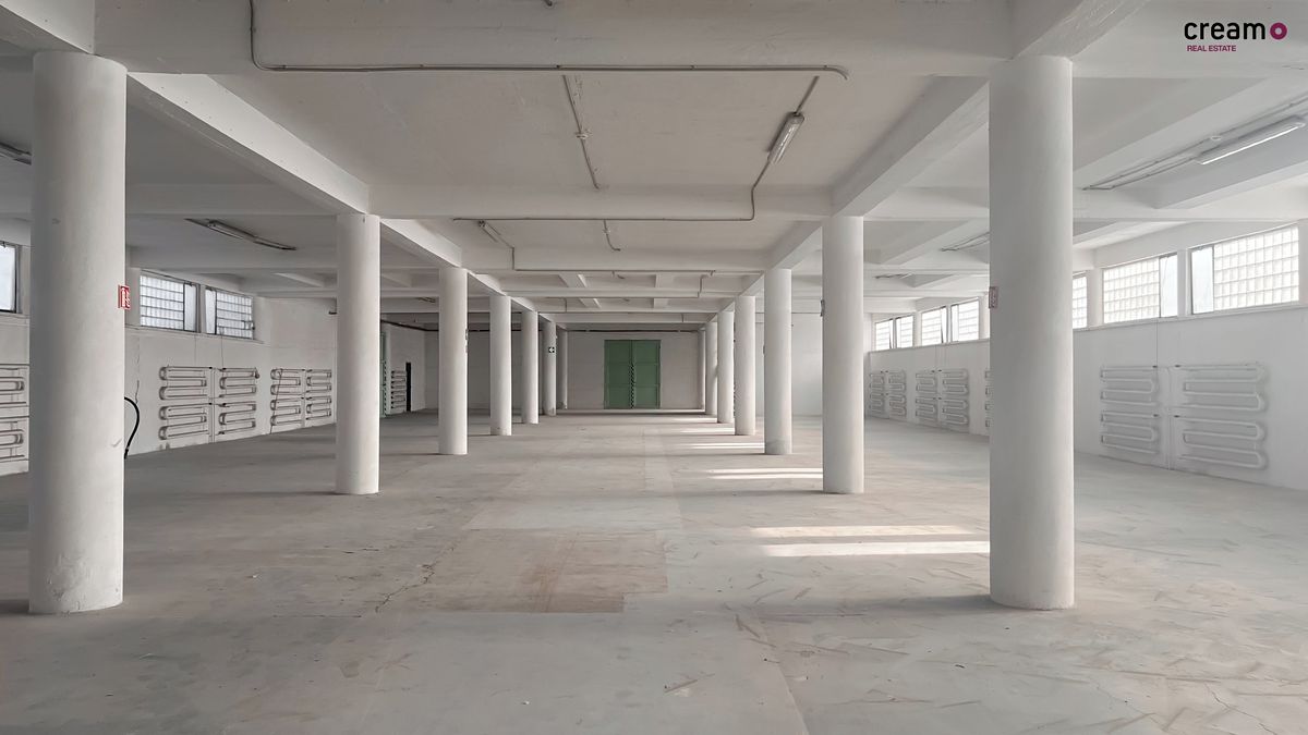 Pronájem skladového prostoru 1438 m² – fotografie 3