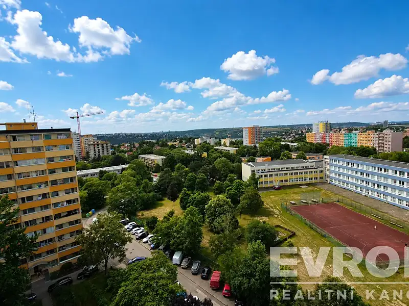 Prodej bytu 3+1 64 m², Praha – náhled fotky 3