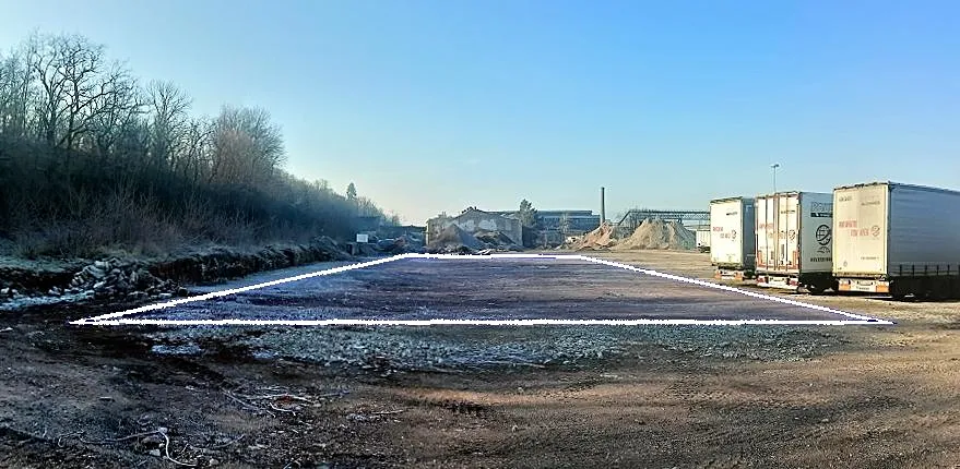 Pronájem komerčního pozemku 300 m²