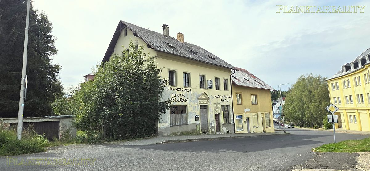 Prodej vícegeneračního domu 400 m², pozemek 254 m² – fotografie 2