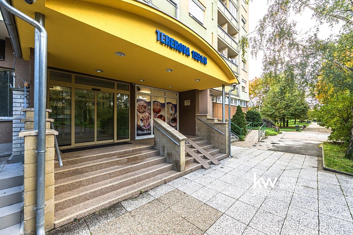 Pronájem bytu 1+kk 42 m² – fotografie 5