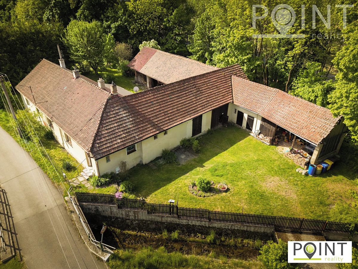 Prodej rodinného domu 145 m², pozemek 1180 m² – fotografie 4
