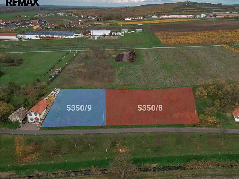 Prodej stavebního pozemku 2412 m², Novosedly – náhled fotky 2