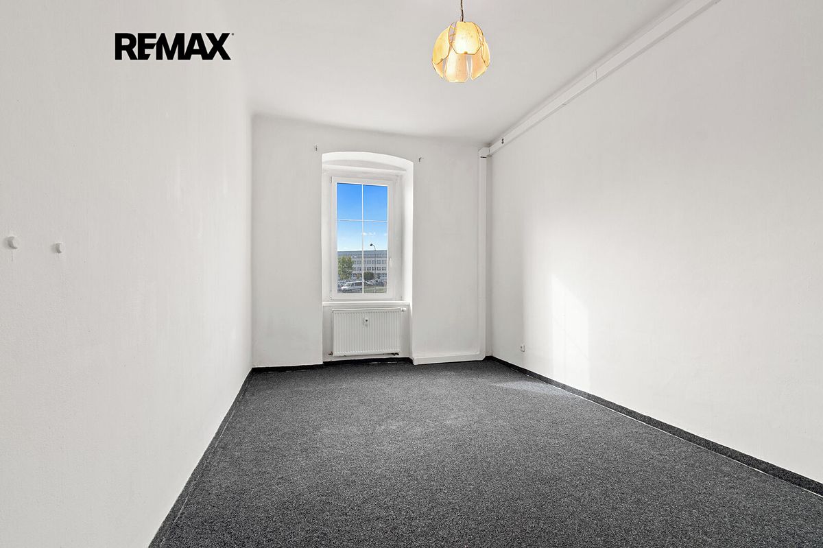 Pronájem bytu 1+1 50 m² – fotografie 2