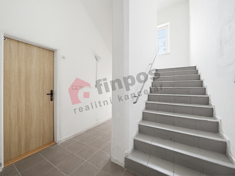 Prodej komerčního prostoru, 318 m² (13 z 20)