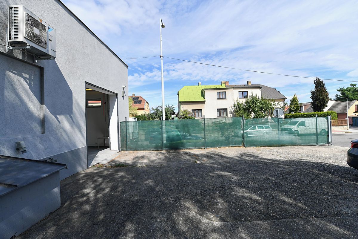 Prodej skladového prostoru 210 m² – fotografie 5