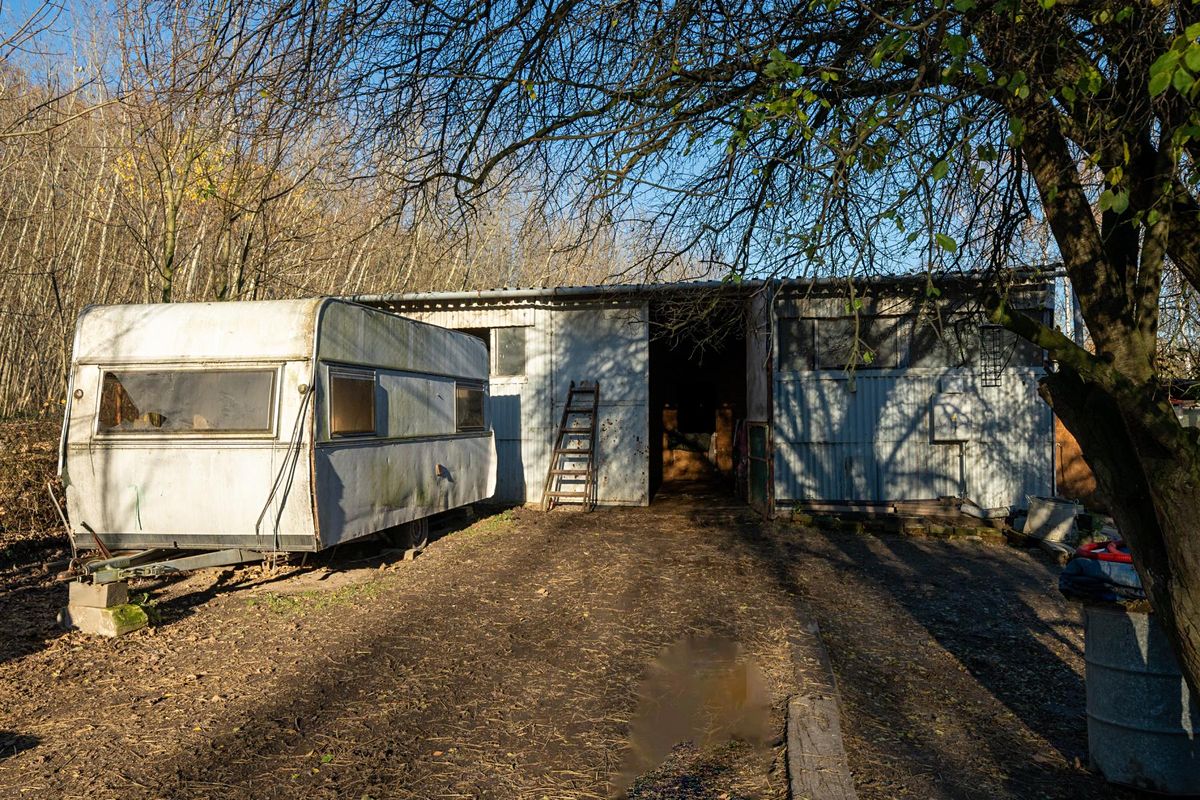 Pronájem komerčního pozemku 22800 m² – fotografie 3