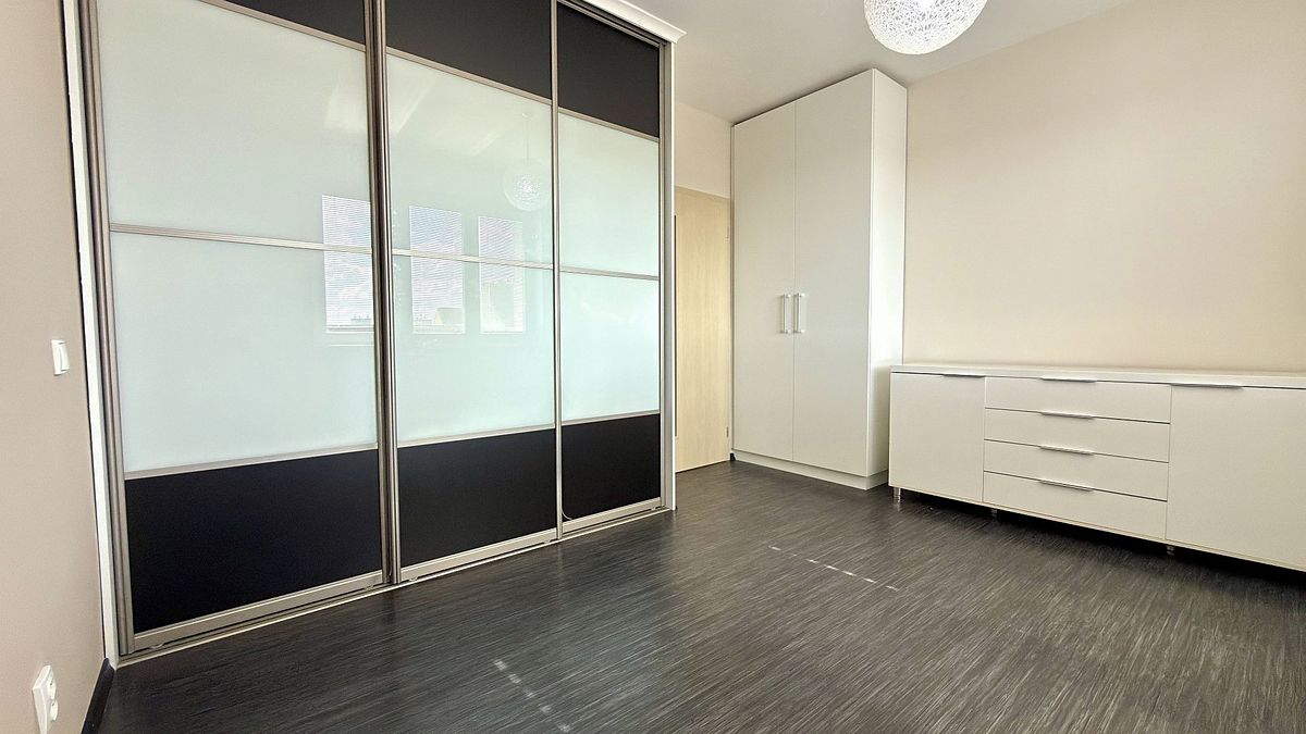 Pronájem bytu 3+1 75 m² – fotografie 2
