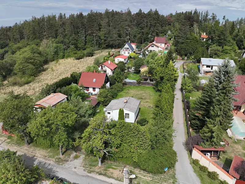 Prodej chaty 40 m², pozemek 832 m², Jílové u Prahy – náhled fotky 2
