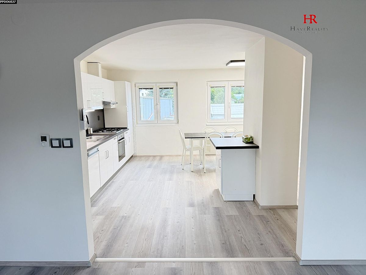 Pronájem bytu 4+1 114 m² – fotografie 3