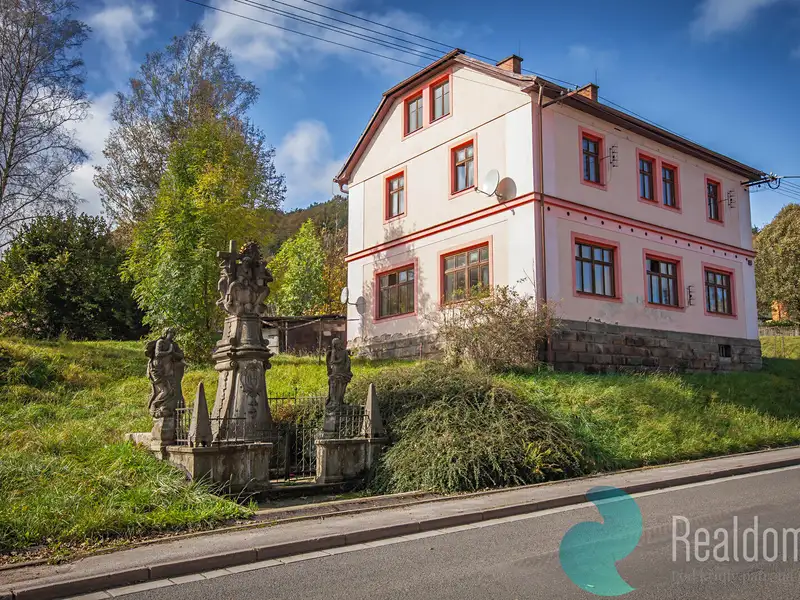 Prodej vícegeneračního domu 204 m², pozemek 1296 m², Teplice nad Metují – náhled fotky 2