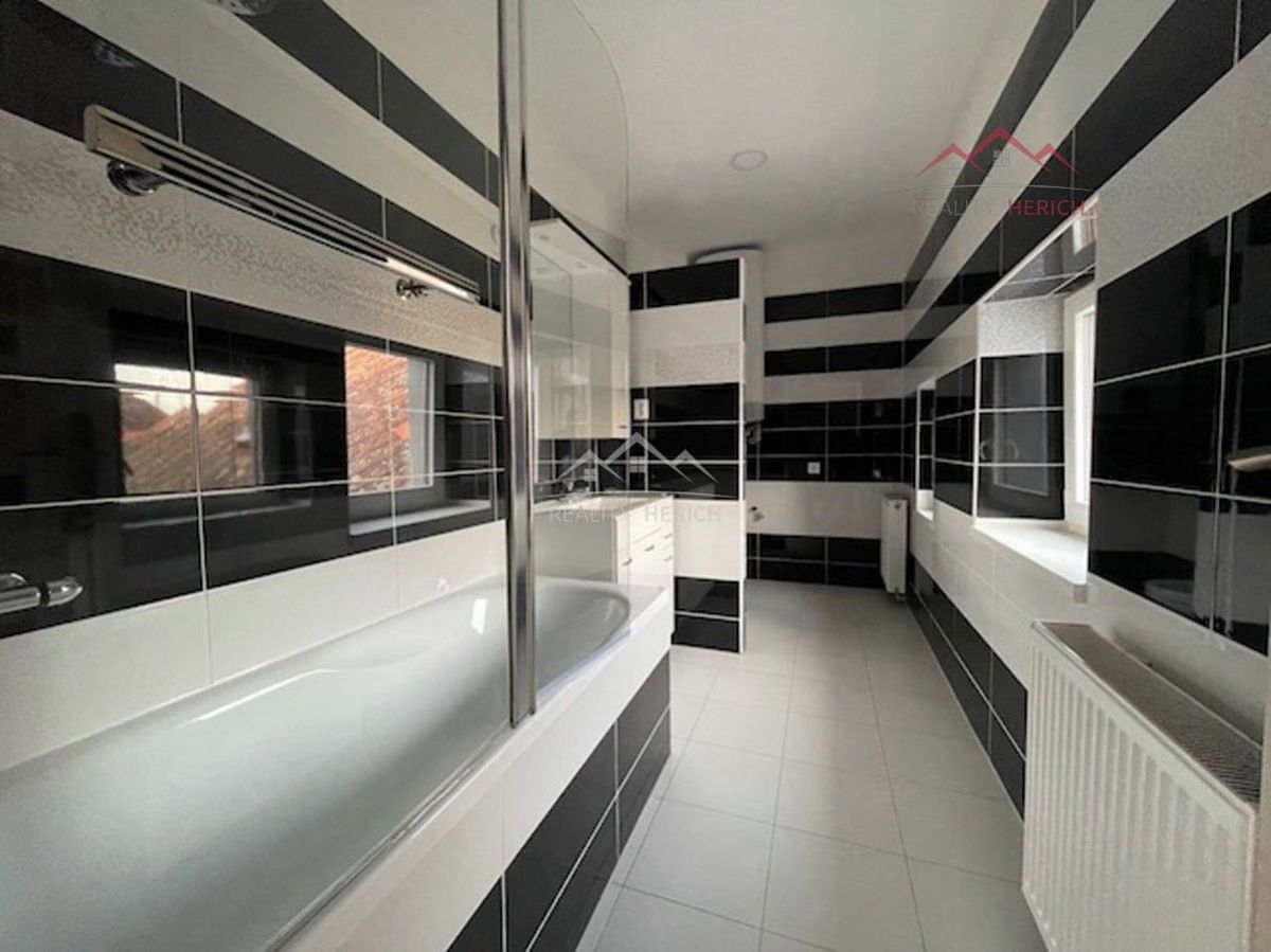 Pronájem bytu 3+1 90 m²