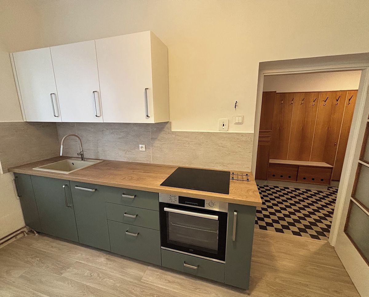 Pronájem bytu 2+1 70 m² – fotografie 2