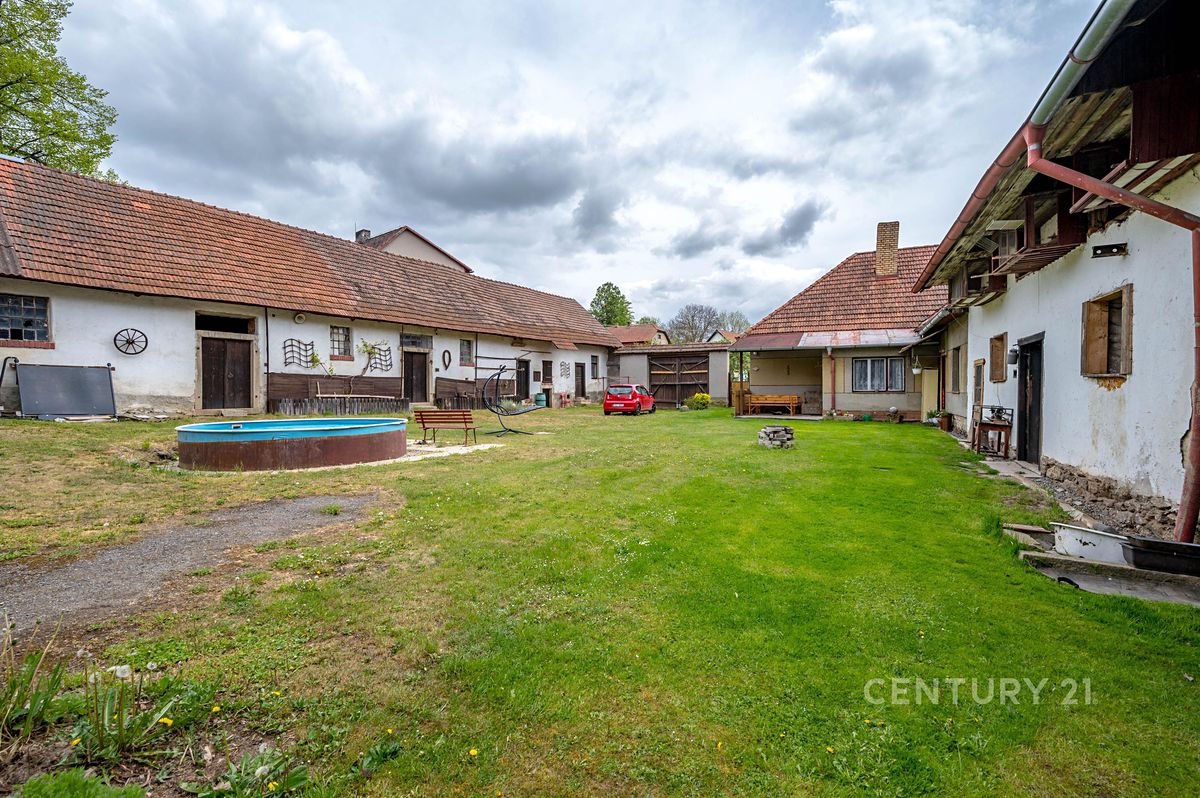 Prodej rodinného domu 154 m², pozemek 10669 m² – fotografie 3