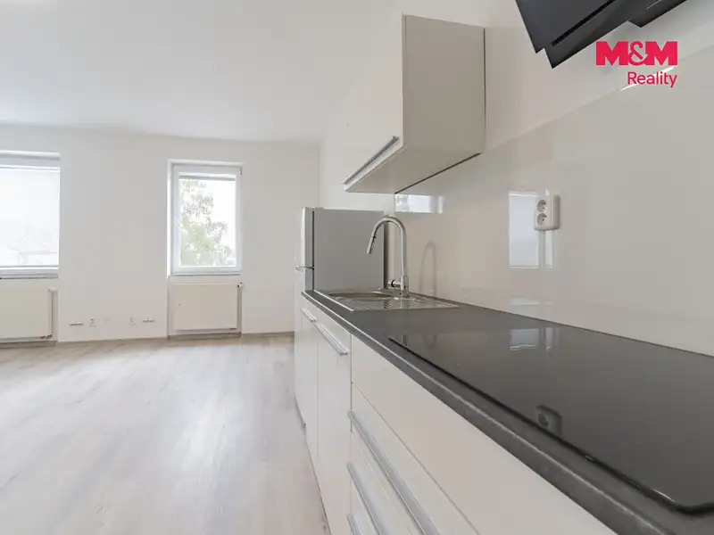 Pronájem bytu 2+kk 55 m², Cheb – náhled fotky 2