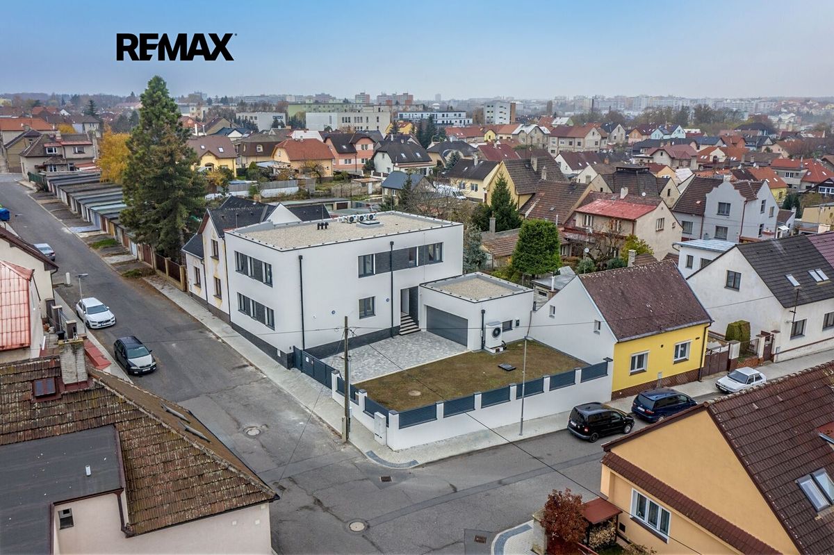 Pronájem bytu 3+kk 71 m² – fotografie 5