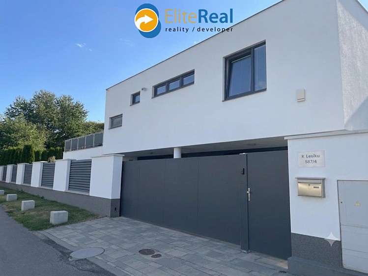 Prodej domu, 133 m² (1 z 54)