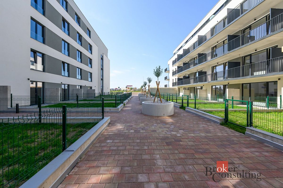 Pronájem bytu 1+kk 44 m²