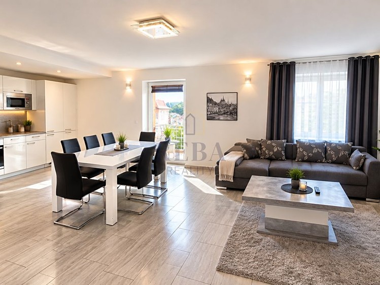 Prodej komerčního prostoru, 660 m² (3 z 20)