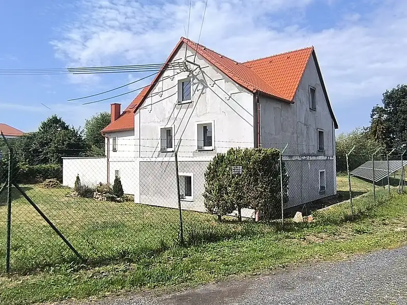 Prodej vícegeneračního domu 284 m², pozemek 919 m², Cheb – náhled fotky 1