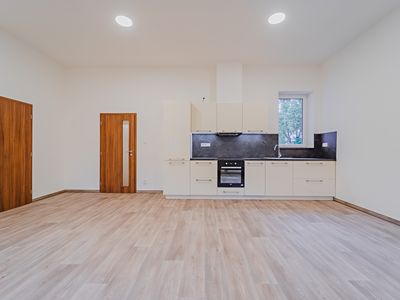 Pronájem bytu 2+kk 64 m²