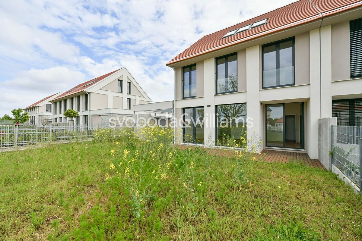 Pronájem rodinného domu 182 m², pozemek 544 m² – fotografie 4