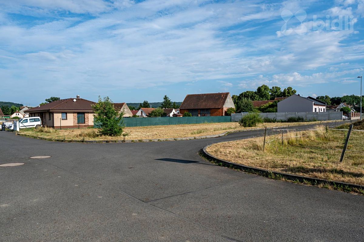 Prodej stavebního pozemku 1216 m² – fotografie 3