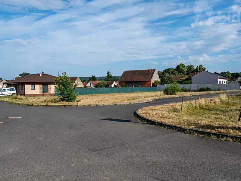 Prodej stavebního pozemku 1216 m², Dolní Lukavice – náhled fotky 3