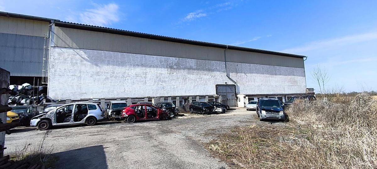 Pronájem výrobní haly, prostoru 600 m²