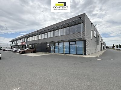 Pronájem skladového prostoru 1060 m²