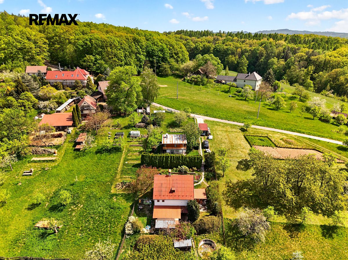 Prodej chaty 30 m², pozemek 678 m² – fotografie 2