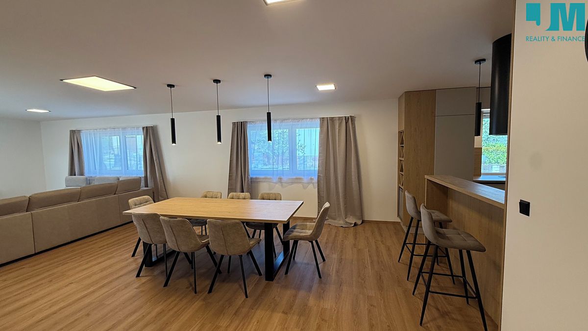 Prodej rodinného domu 180 m², pozemek 1352 m²